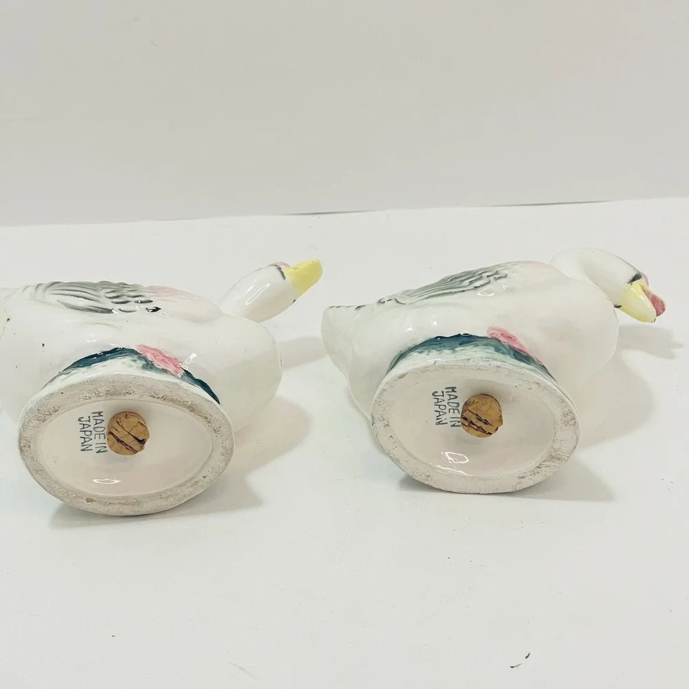 Vintage Japan Goose Geese Salt & Pepper Shakers Pink Wings Feet